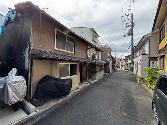 紫野小学校近くの京町家