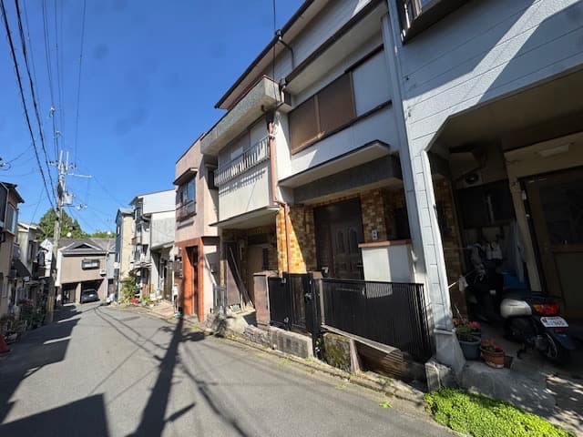 空き家期間10年の連棟住宅