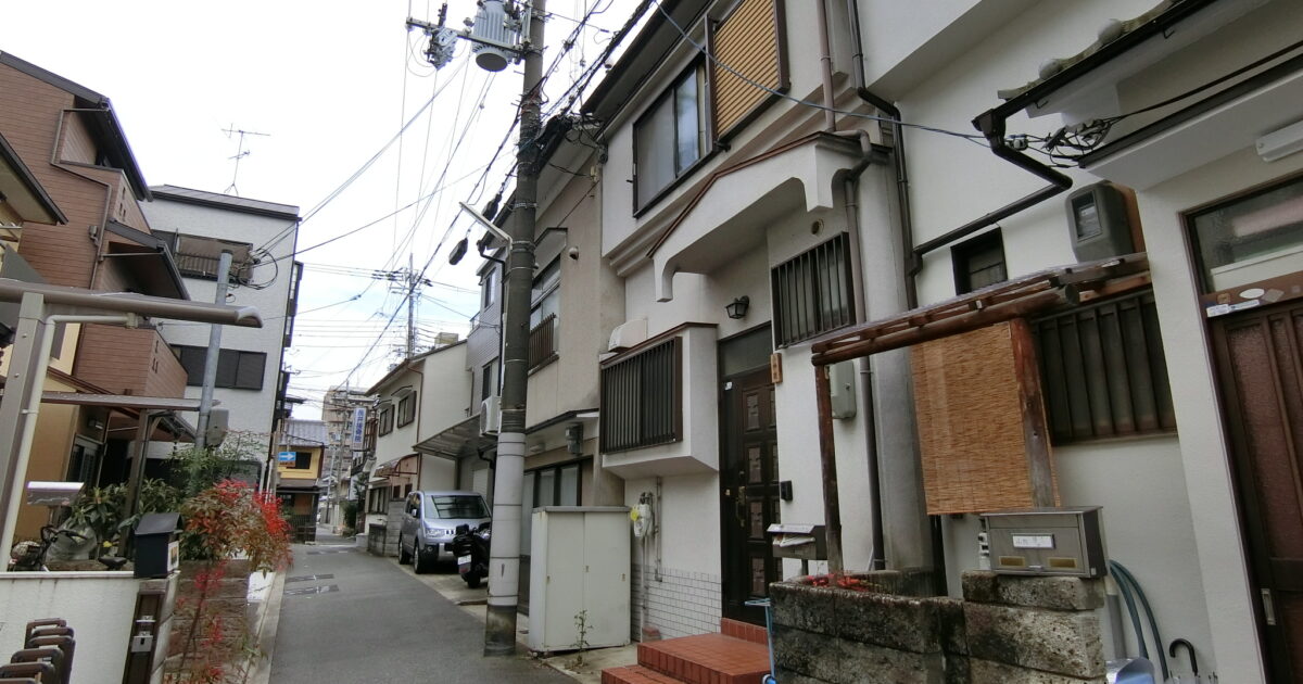 土地10.35坪の狭小中古戸建